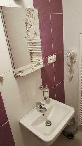Hostal Penzi�n Gal�ria