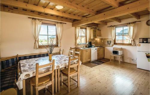 Three-bedroom Holiday Home In Liptovsky Trnovec