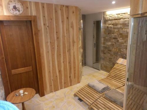 Apartmany Na Skle Malovane