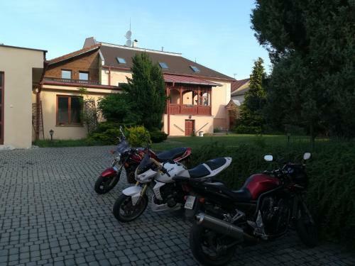 Bed & Breakfast Penzi�n Rodina