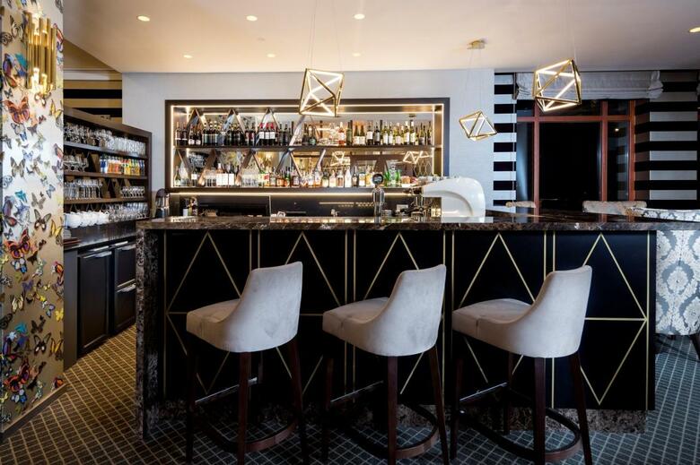 Hotel Kult�ra