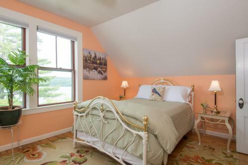 Hostal Lake House At Ferry Point