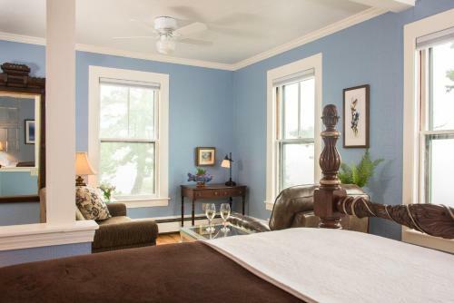 Hostal Lake House At Ferry Point