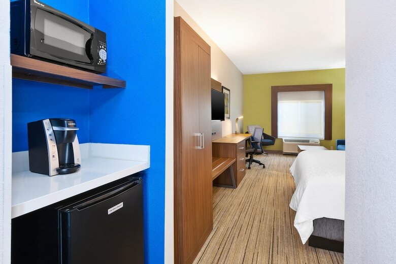 Hotel Holiday Inn Express And Suites Three Rivers