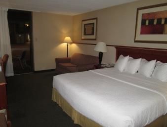 Hotel Sanctuary Inn And Conference Center