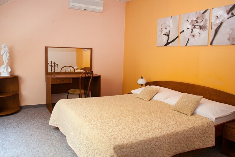 Hotel Pod Hradom