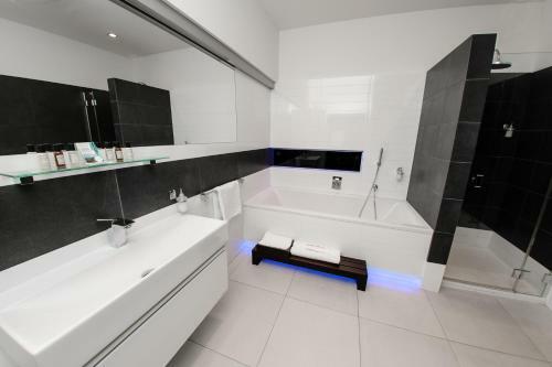 Hotel Magnus Tren?�n