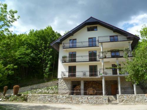 Hostal Horsk� Penzi�n ?u?tiak
