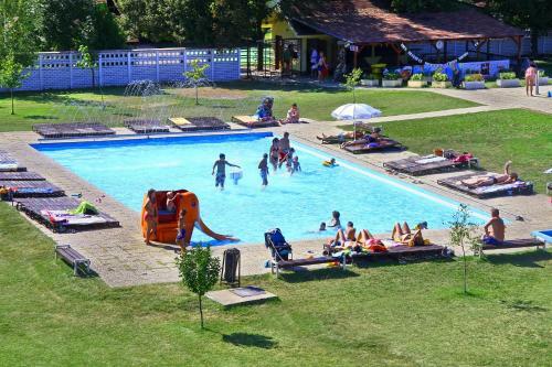 Chatova Osada Family Resort