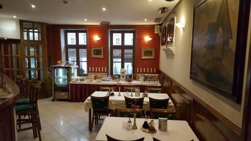 Hotel Top Penzi�n Mar�na