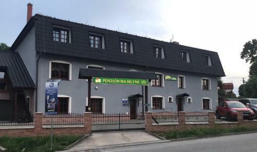 Hostal Penzi�n Na Mlyne