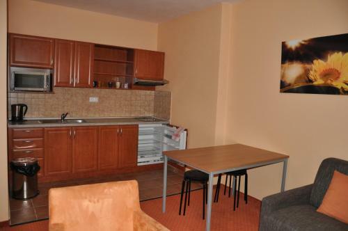 Aparthotel Fatrapark 2 Apartments House