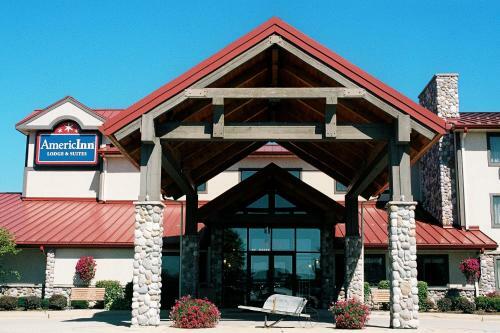 Hotel Americinn Lodge And Suites - Oswego