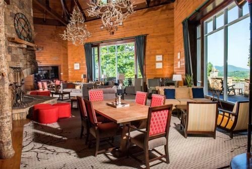 Hotel Brasstown Valley Resort & Spa