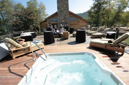 Hotel Brasstown Valley Resort & Spa