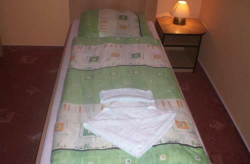 Hostal Penzi�n Aston