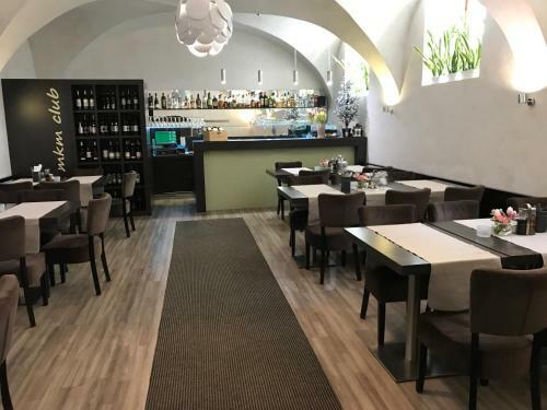 Hostal Club M.k.m. Modra