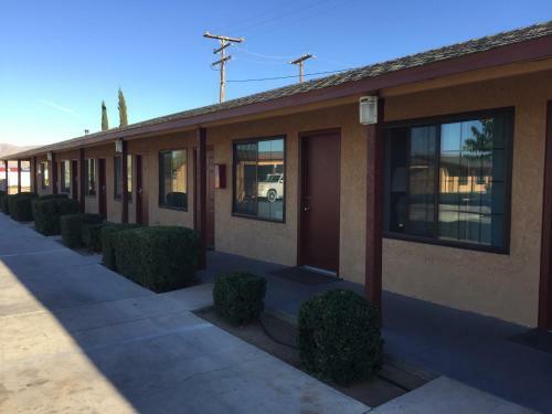 Black Horse Motel