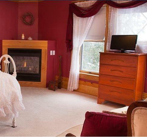 The Sawyer House Bed & Breakfast