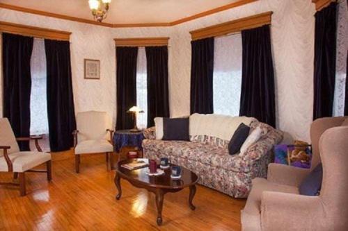 The Sawyer House Bed & Breakfast