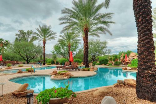 Hotel Rancho Manana Resort