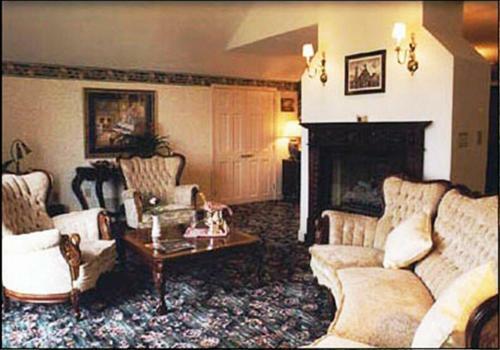 Hotel Bavarian Inn