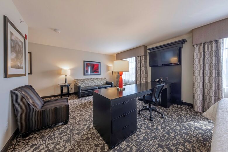 Hotel Hampton Inn & Suites Dupont
