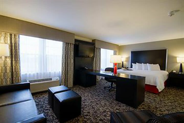Hotel Hampton Inn & Suites Dupont