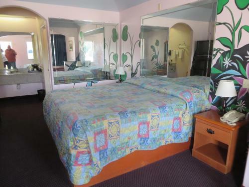 Motel Scottish Inn & Suites Liberty