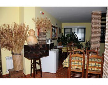 Hostal El Manantial De Gredos