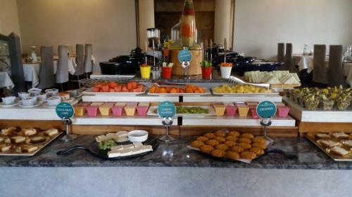 Hotel Pramod Convention & Club Resort