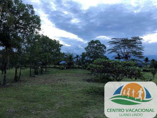 Hotel Centro Vacacional Llano Lindo