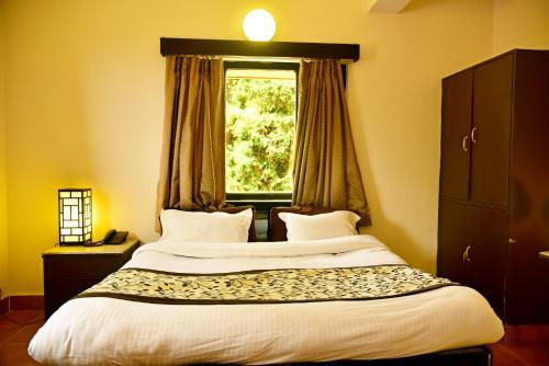 Hotel Xomotel Ranikhet Heights