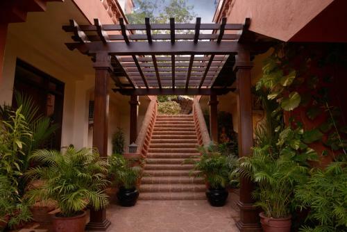 Hotel Pride Sun Village Resort & Spa