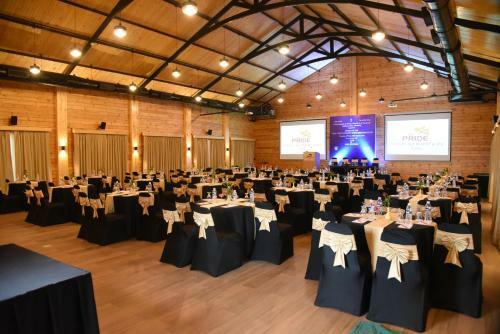 Hotel Pride Sun Village Resort & Spa