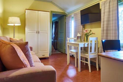 Runni Manor Country House Hotel