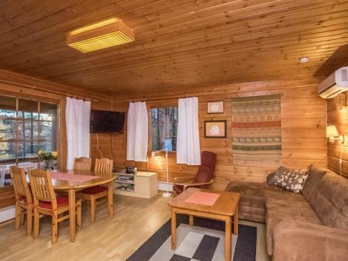 Holiday Home Aurinkorinne