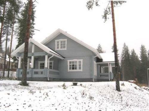 Holiday Home Lumikellomaa