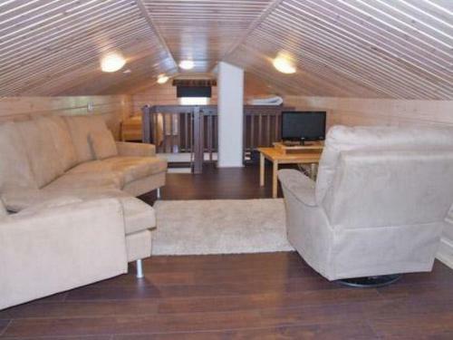 Holiday Home Vuosselinhovi F