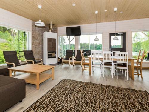 Holiday Home Kalliolaakso