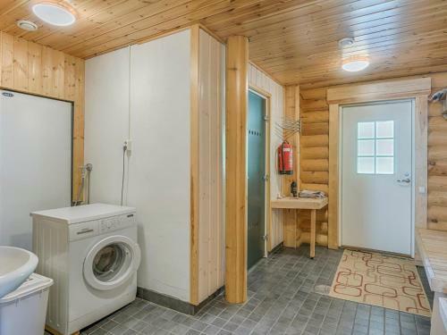 Holiday Home Valkealammi