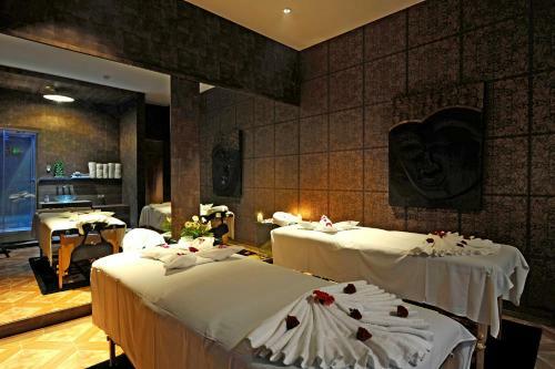 Hotel Della Resorts & Villas