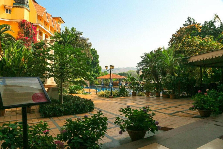 Hotel Acron Candolim Regina