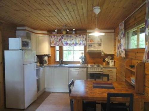 Holiday Home Marjatan M�kki