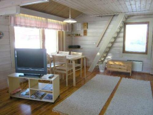 Holiday Home Tuomikosken Maja 2