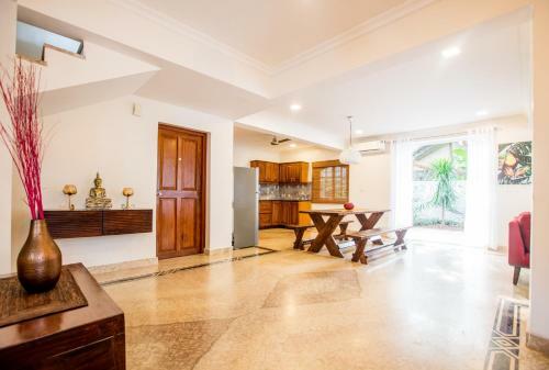 Aguada Anchorage - The Villa Resort