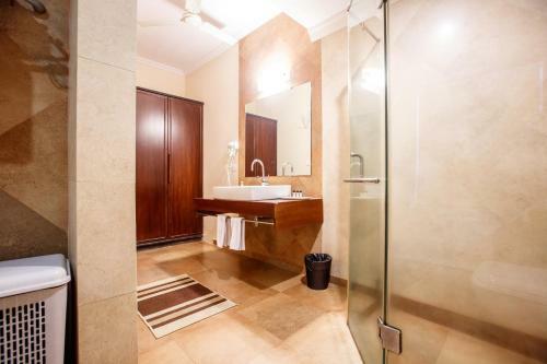 Aguada Anchorage - The Villa Resort