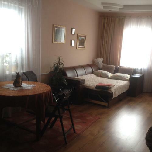 Hostal Guest House On Kirova Street
