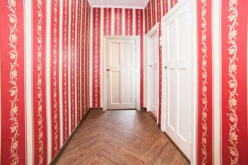 Apartment Nezavisimosti 28