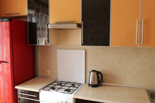 Apartment On Pravdy 66